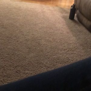 Meet your Posher, Laurie